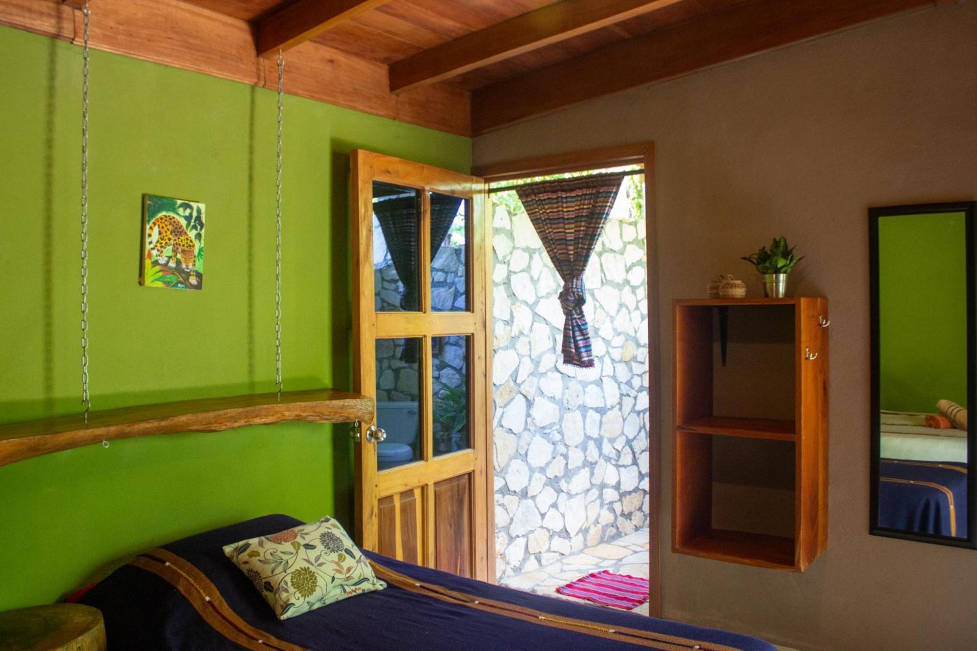 Alice Guesthouse El Remate Exterior foto
